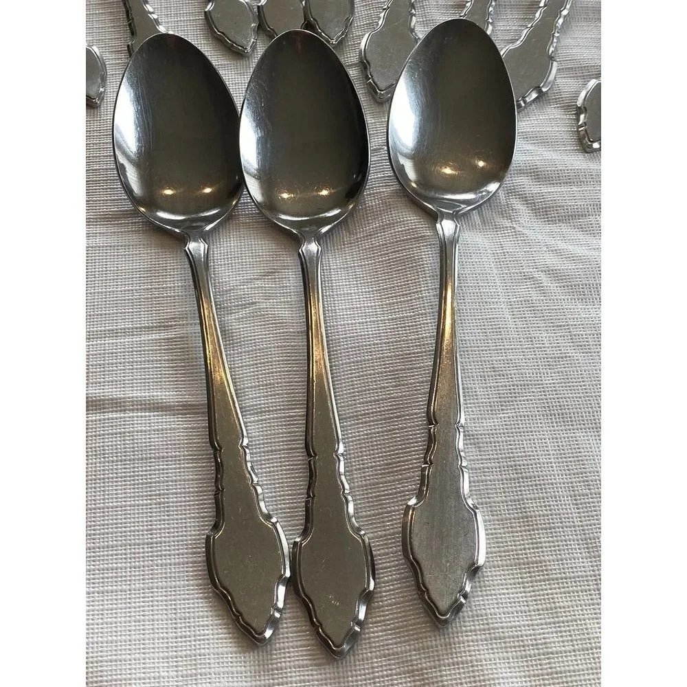 Silhouette Pattern 1959 International Silver Co. Silverplate Service for 8